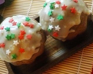 Шоколадные маффины с лимонной глазурью