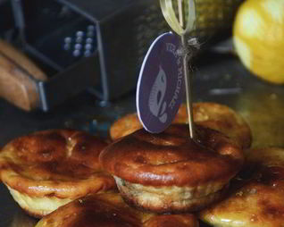 Творожно-лимонные маффины с изюмом