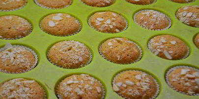 тыквенные маффины с кремом монстрики