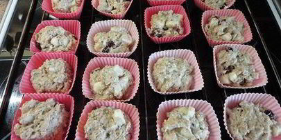 яблочные маффины с вишней