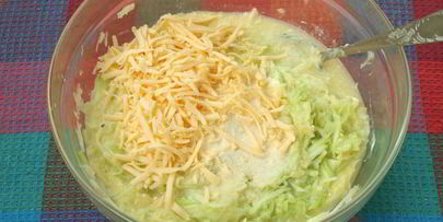 закусочные маффины с кабачком и сыром