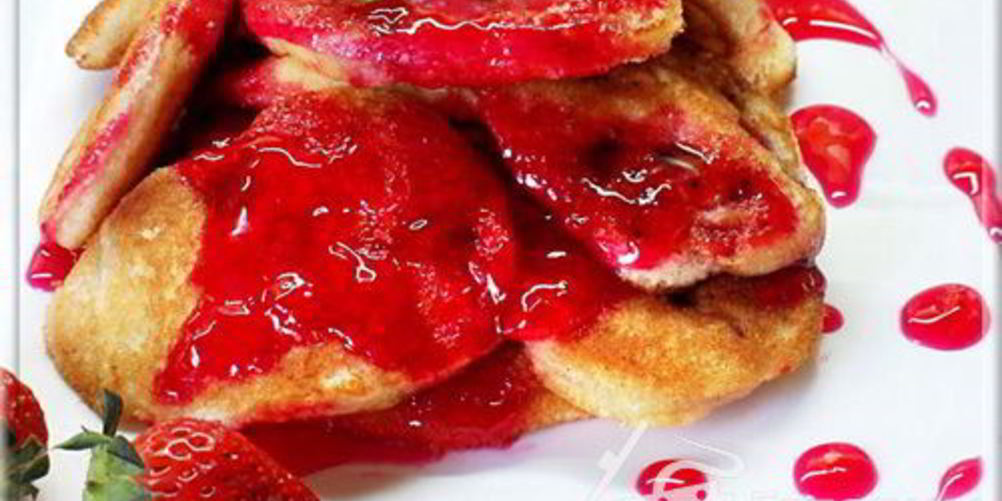 Рецепт бисквитные оладьи с ягодами