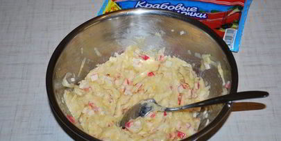 диетические оладьи с крабовыми палочками