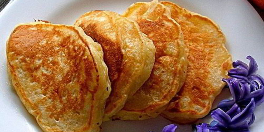 Рецепт домашние оладьи по-немецки с яблоком