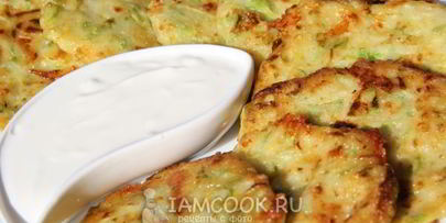 кабачковые оладьи с сыром и чесноком