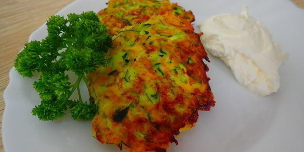 Рецепт кабачковые оладьи с сыром