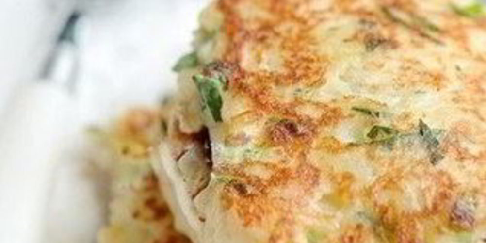 Рецепт картофельные оладьи с сыром