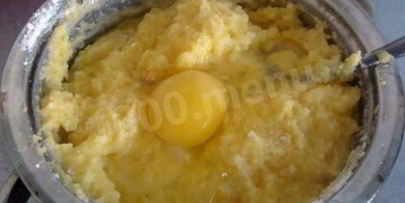 кукурузные оладьи с сыром моцарелла