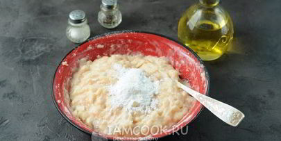 куриные оладьи с крахмалом и майонезом
