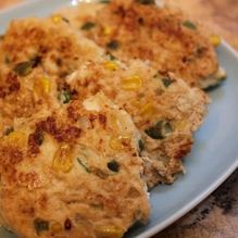 Рецепт Куриные оладьи с кукурузой и фасолью
