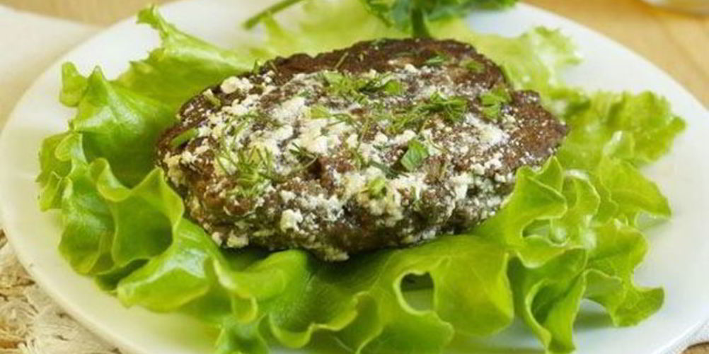 Рецепт нежные оладьи из говяжьей печени