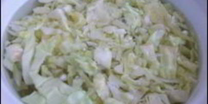 оладушки с капустой, свининой и зеленью