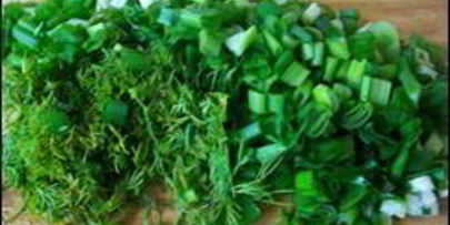 оладушки с капустой, свининой и зеленью