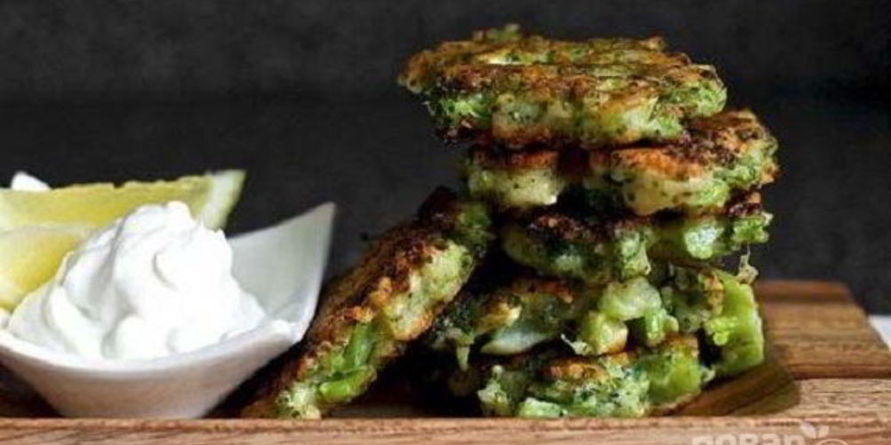 Рецепт оладьи из брокколи и цветной капусты