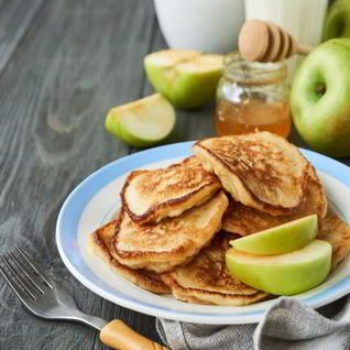 Оладьи из кабачков и яблок