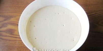 оладьи на дрожжах с яблоками