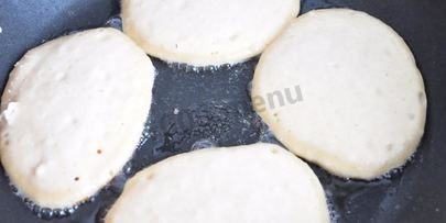 оладьи на кефире с корицей