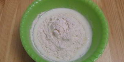 оладьи с черной смородиной