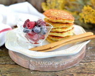 Оладьи с яблоком и кабачком