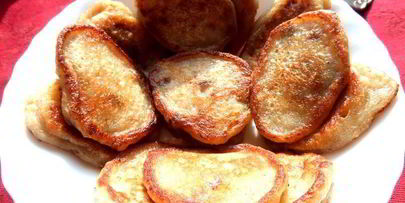 постные оладушки с финиками и бананами