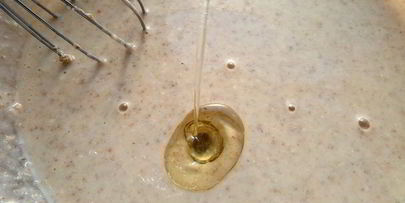 постные оладушки с финиками и бананами