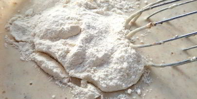 постные оладушки с финиками и бананами