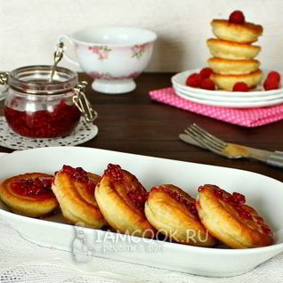 Пышные оладьи на кефире и соде