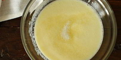 пышные оладьи на кефире и соде