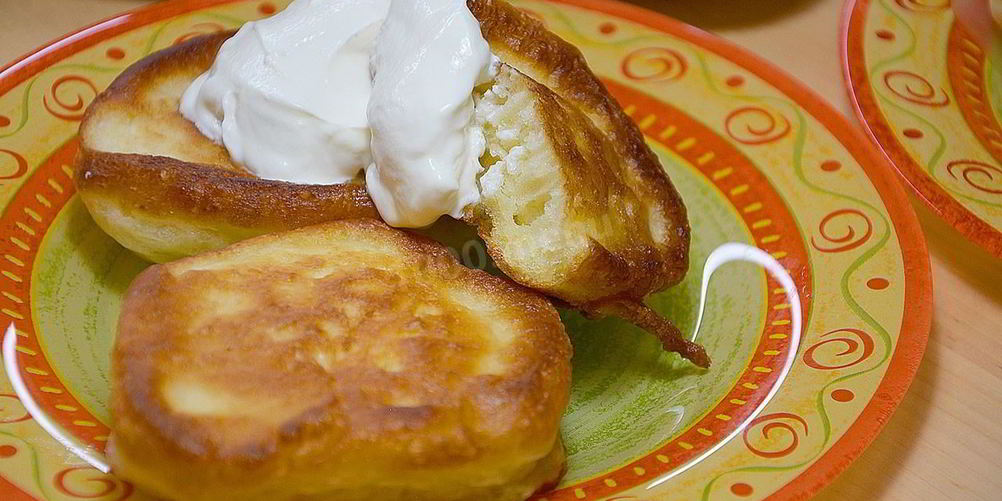 Рецепт пышные оладьи на теплом кефире с содой