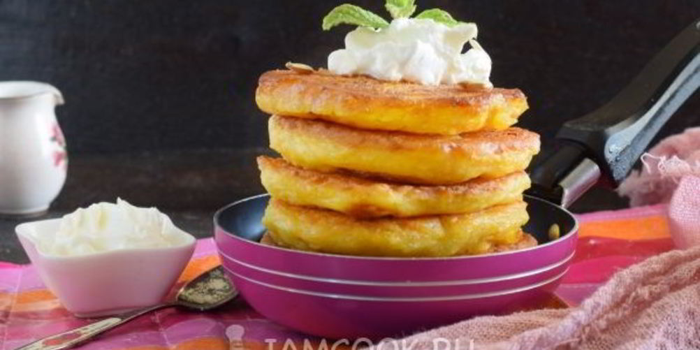 Рецепт пышные оладьи с тыквой на кефире