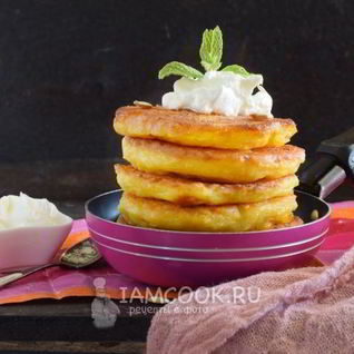 Пышные оладьи с тыквой на кефире