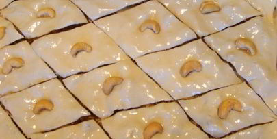 пахлава с финиками и курагой