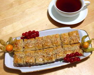 Пахлава с грецкими орехами из теста фило