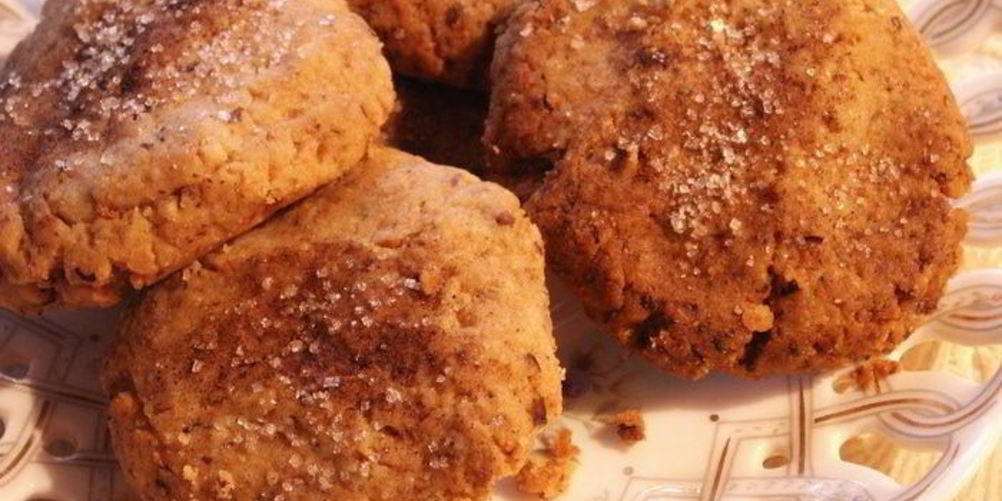 Рецепт ароматное печенье с грецкими орехами и корицей