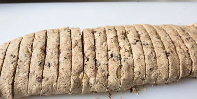 бискотти с орехами и шоколадной крошкой