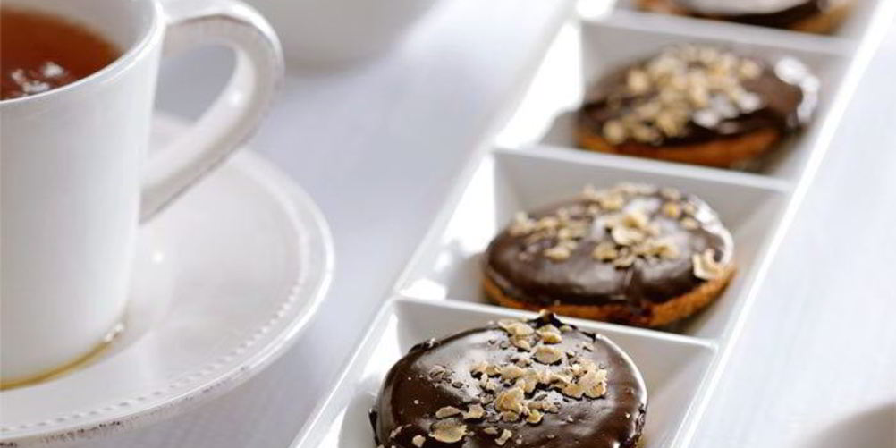 Рецепт домашнего овсяного печенья с грецкими орехами