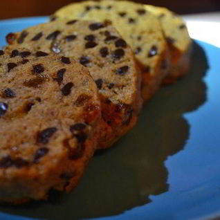 Овсяное печенье с изюмом и кусочками шоколада