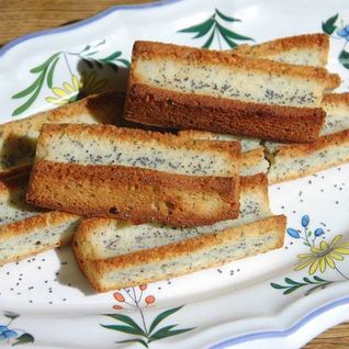 Печенье финансье с маком