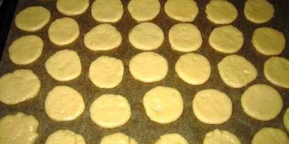 печенье на огуречном рассоле