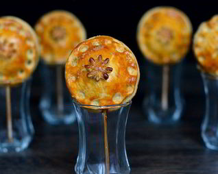 Печенье на шпажке