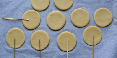 печенье на шпажке