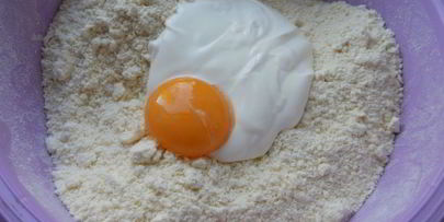 простое печенье из быстрого слоеного теста на сметане