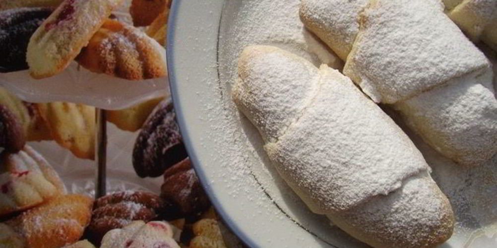 Рецепт рогалики с джемом и орехами — знакомый вкус детства