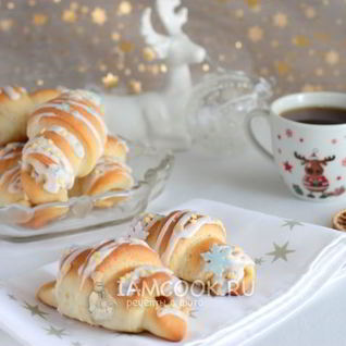 Рогалики с жареными яблоками