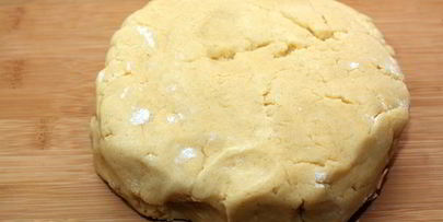 баскский пирог с черешней