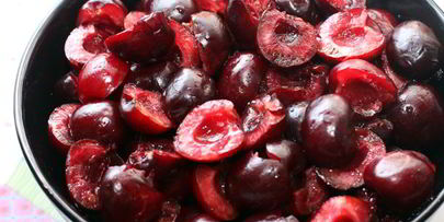 баскский пирог с черешней