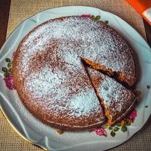 Рецепт Быстрый пирог из кефира и варенья