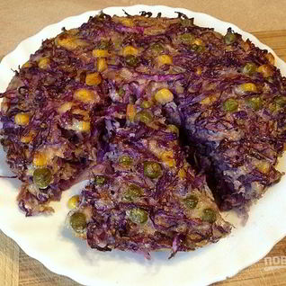 Диетический киш из краснокочанной капусты