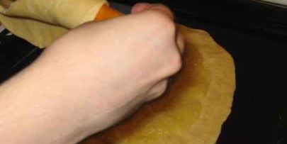 дрожжевой лимонный пирог