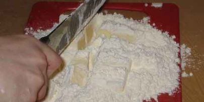 дрожжевой лимонный пирог